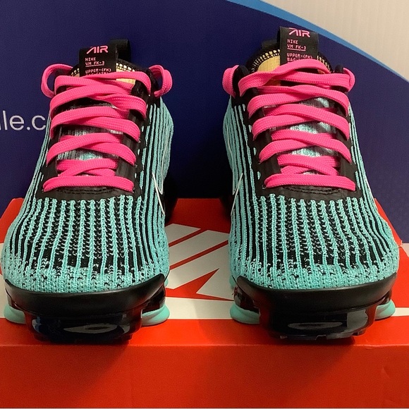 Nike Air VaporMax Flyknit 3 South Beach Kids 3.5y - Picture 4 of 10